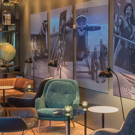 Motel One Hamburg-Airport-3